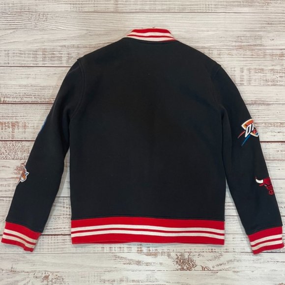 Abercrombie Kids NBA Licensed Basketball Varsity Jacket - Picture 2 of 6